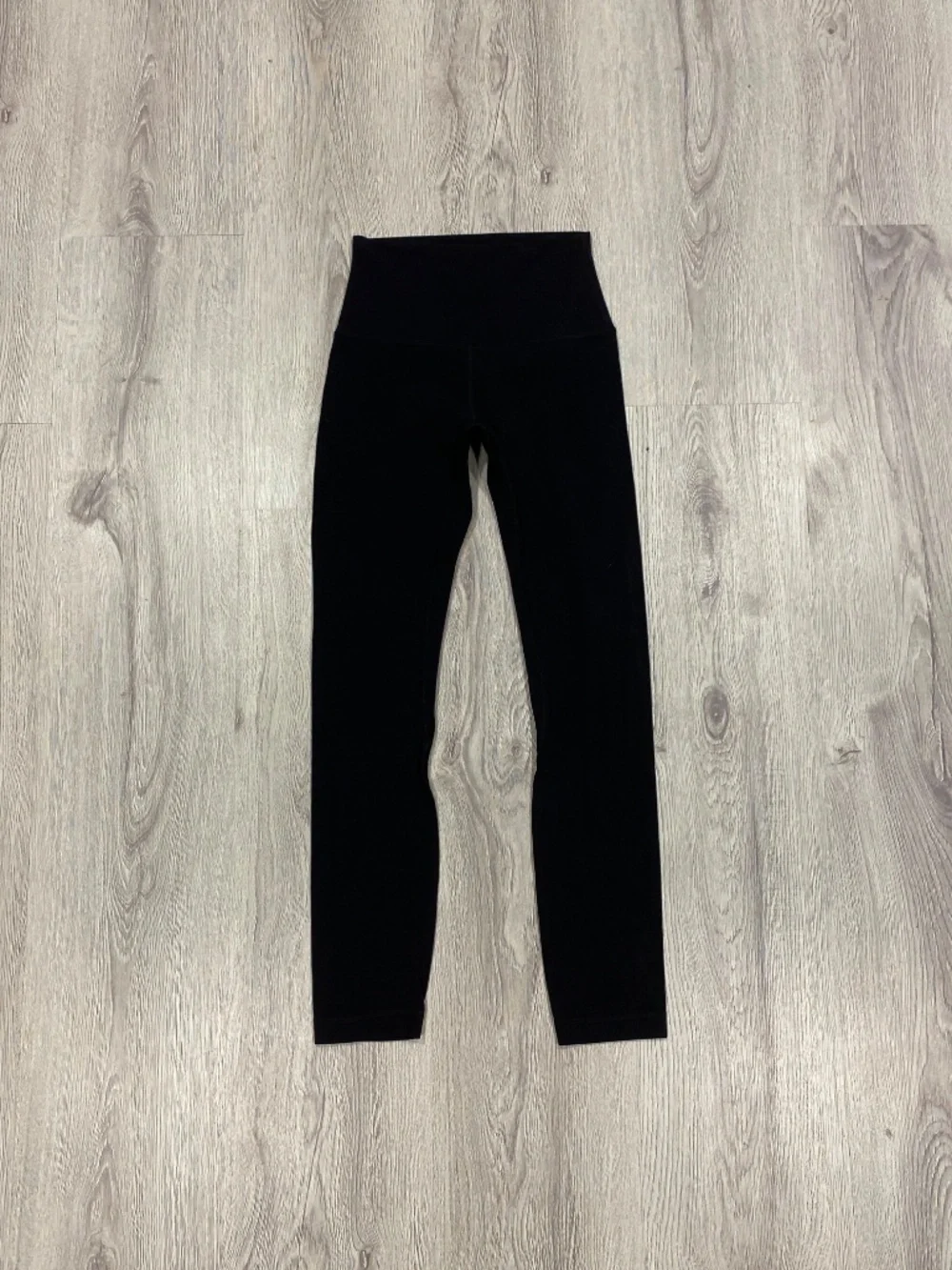 Lululemon Black Align High-Rise Leggings Pants Size 2.